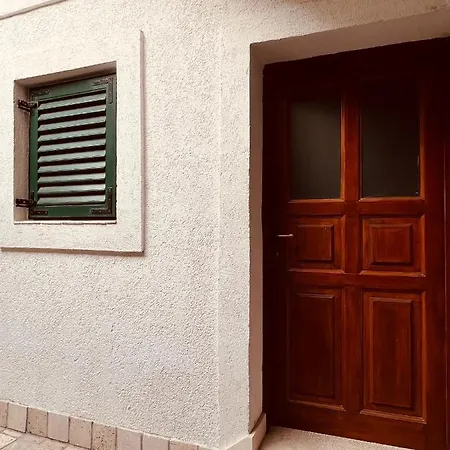 F Πανσιόν Σπλιτ