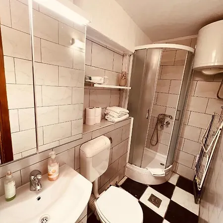 F Πανσιόν Σπλιτ