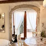 Πανσιόν F 3*